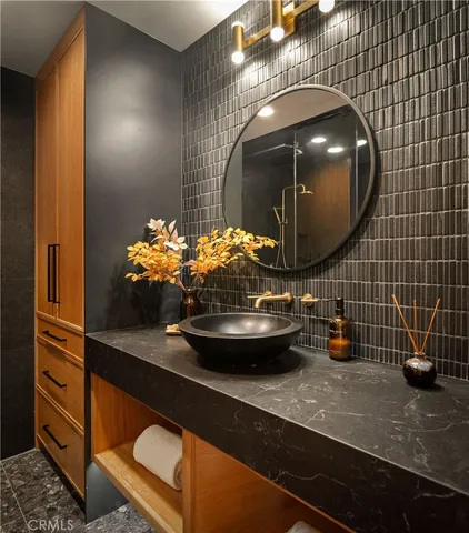 $4,495,000 | 425 Tustin Avenue, Newport Beach, CA 92663