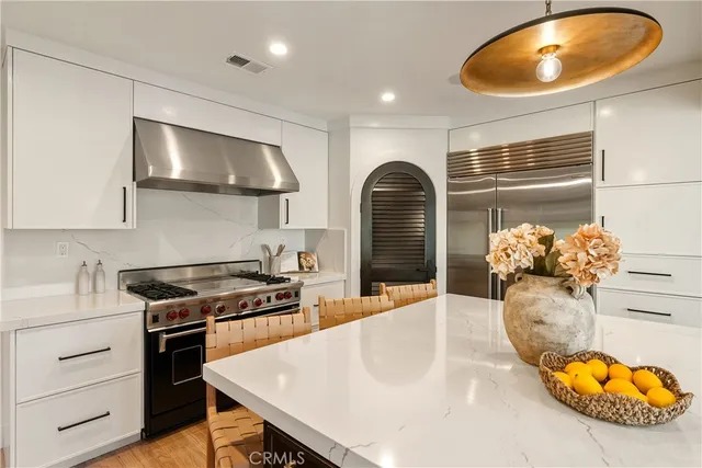 $4,495,000 | 425 Tustin Avenue, Newport Beach, CA 92663