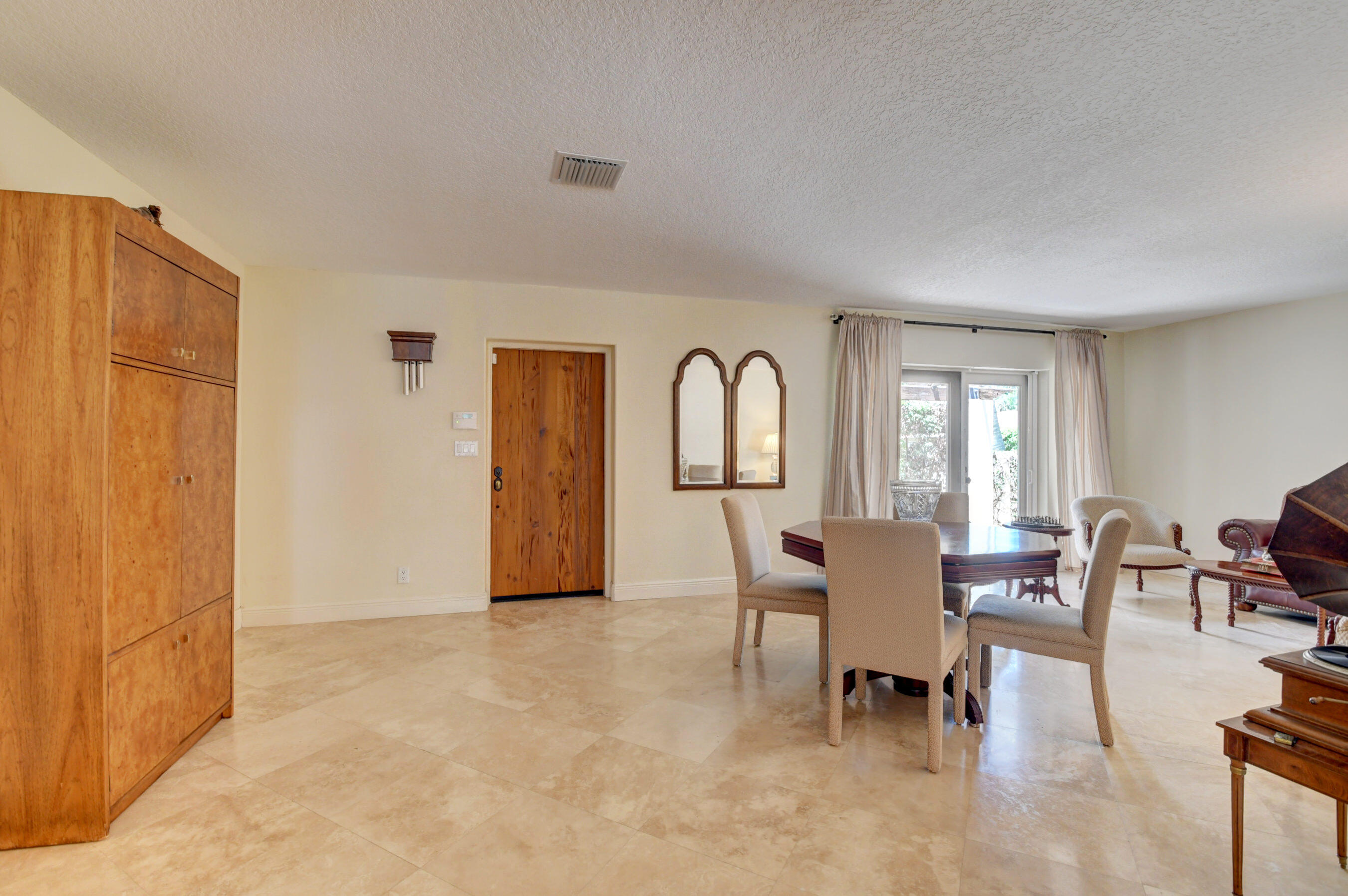 724 Northwest 6th Street Boca Raton, FL 33486 - Photo 14 of 67 DSC_10001 (176)_77)_78)_79)_80)