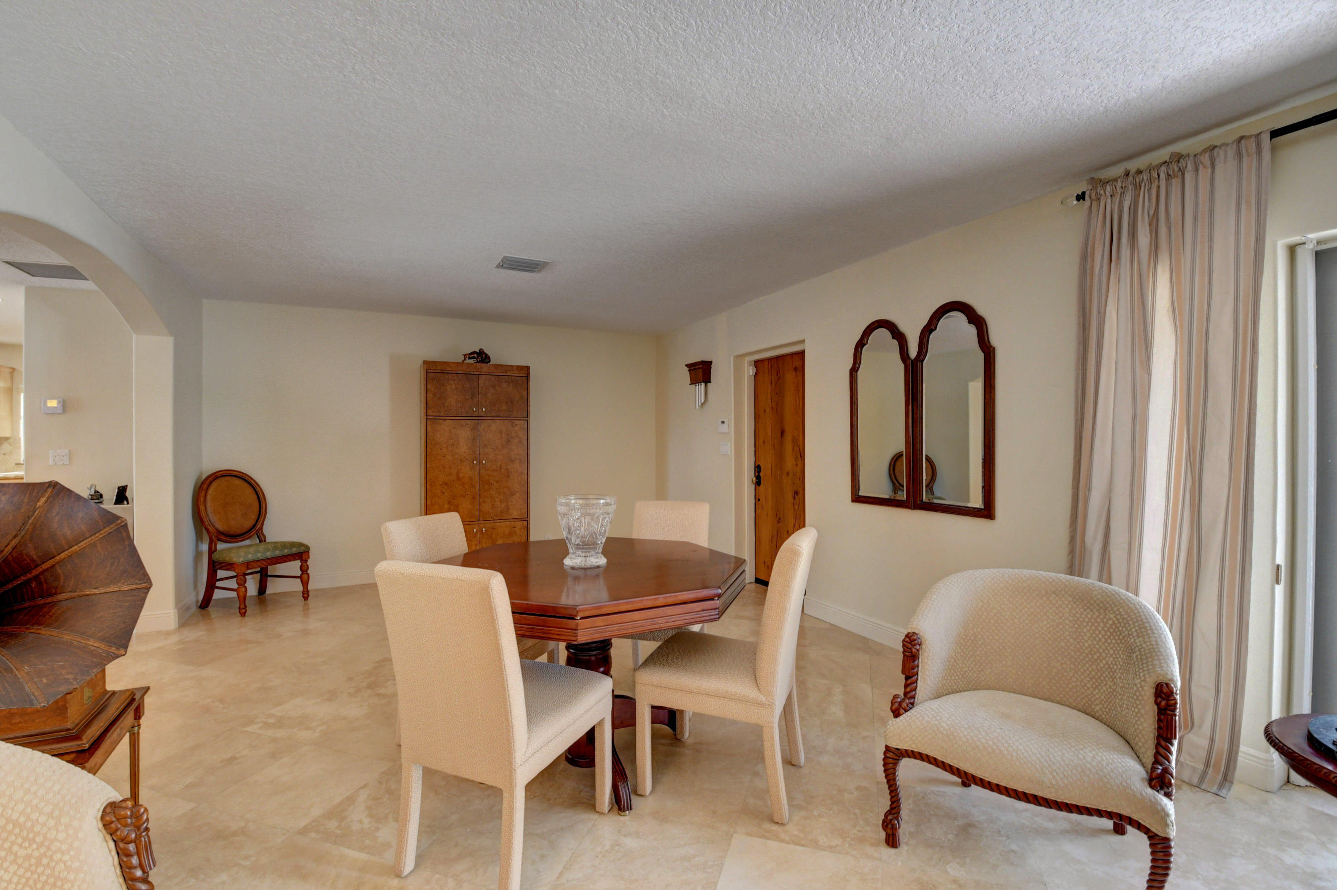 724 Northwest 6th Street Boca Raton, FL 33486 - Photo 18 of 67 DSC_10001 (196)_197)_198)_199)_200)