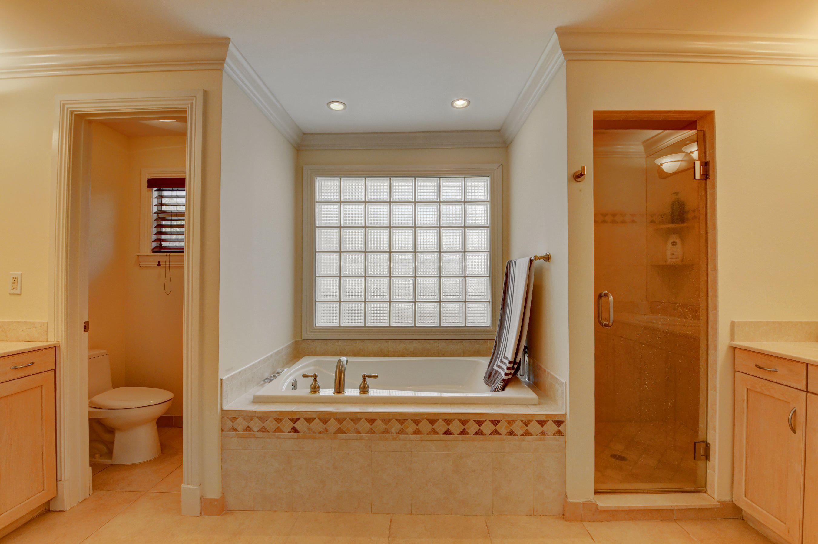 724 Northwest 6th Street Boca Raton, FL 33486 - Photo 38 of 67 DSC_10001 (336)_37)_38)_39)_40)
