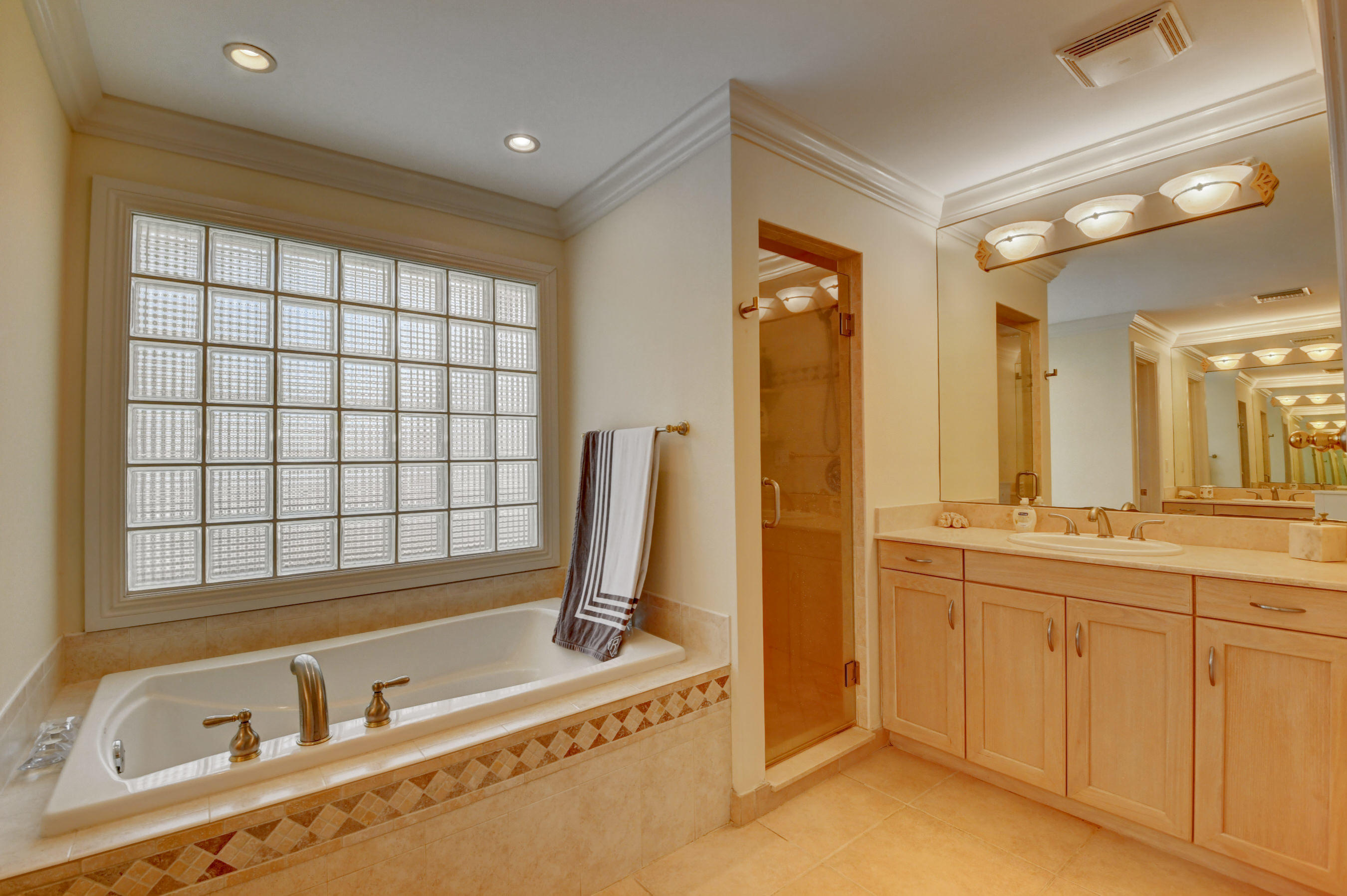 724 Northwest 6th Street Boca Raton, FL 33486 - Photo 39 of 67 DSC_10001 (346)_47)_48)_49)_50)