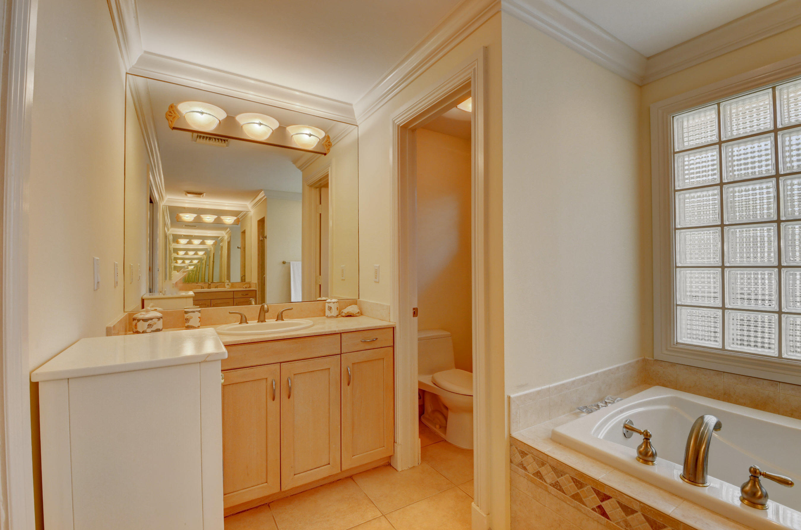 724 Northwest 6th Street Boca Raton, FL 33486 - Photo 40 of 67 DSC_10001 (351)_2)_3)_4)_5)