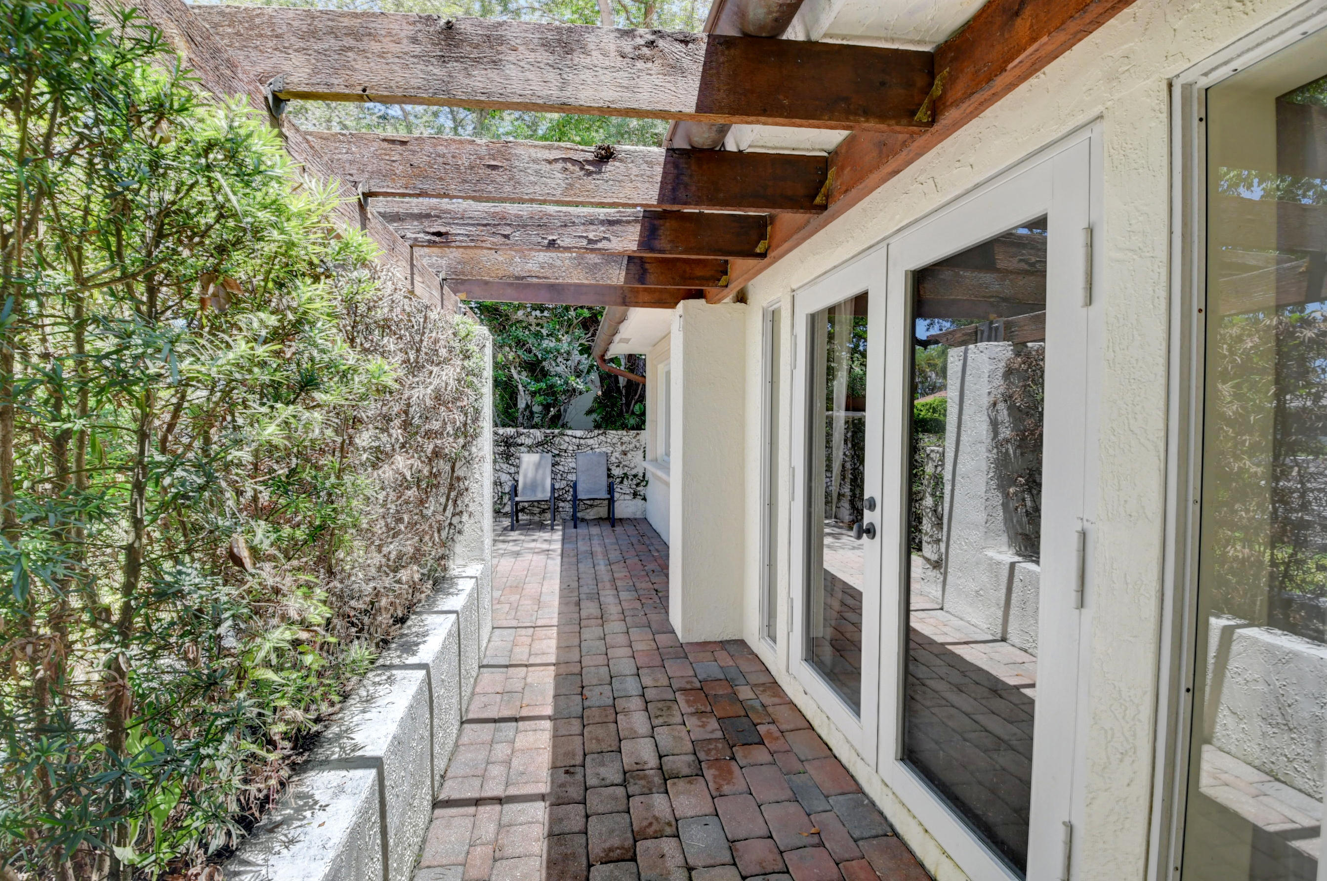 724 Northwest 6th Street Boca Raton, FL 33486 - Photo 7 of 67 DSC_10001 (96)_97)_98)_99)_100)