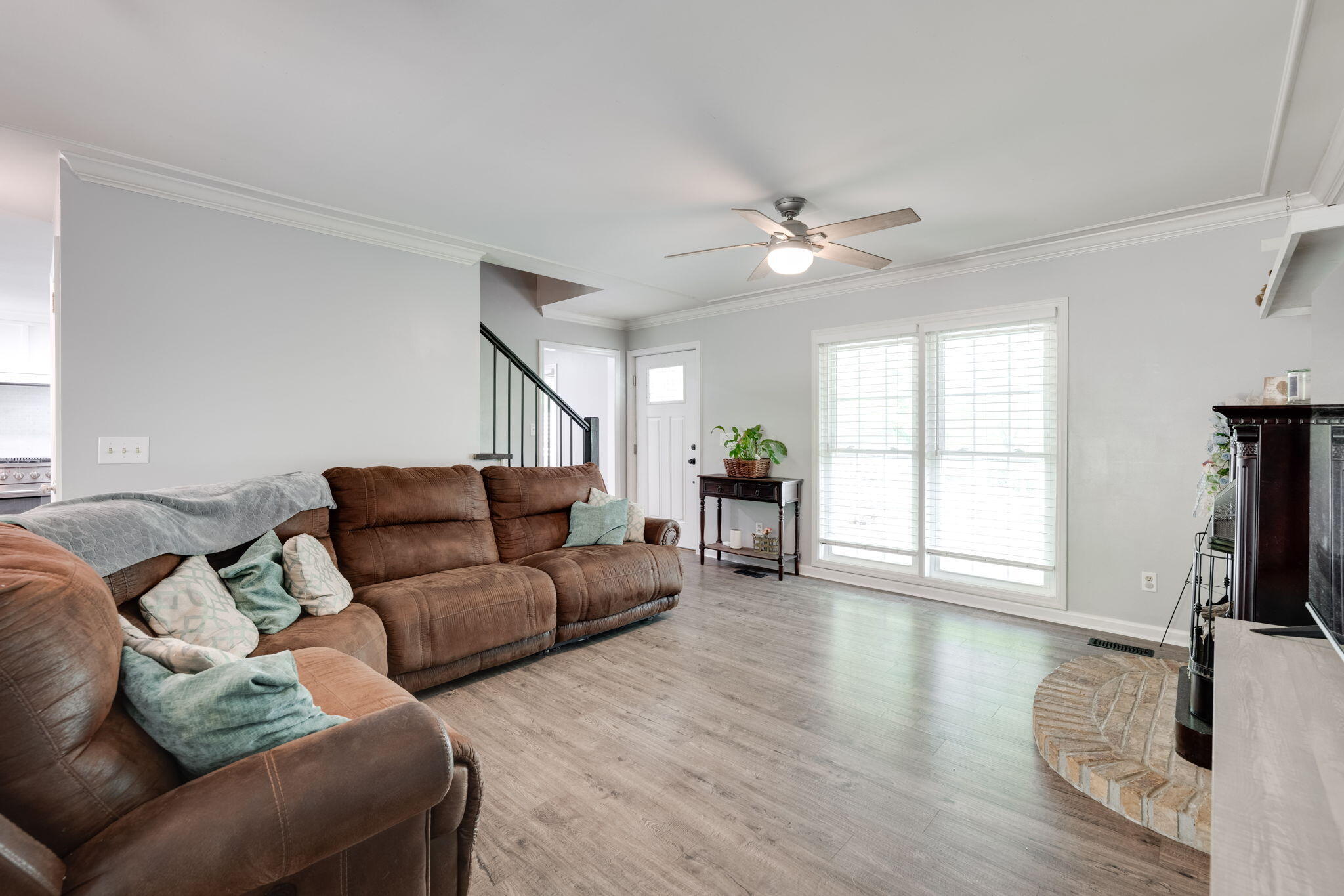 1628 Ketner Cove Road Whitwell, TN 37397 - Photo 3 of 69 32-web-or-mls-DSC_3892-40