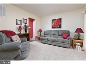 379 Johnson Road Sicklerville, NJ 08081 - Photo 5 of 18 Gallery Image 5