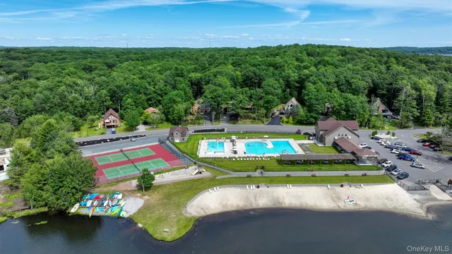 $895,000 | 5 Surrey Street, Rock Hill, NY 12775