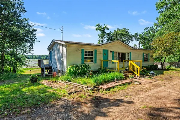 $210,000 | 4729 118th Avenue, Fennville, MI 49408