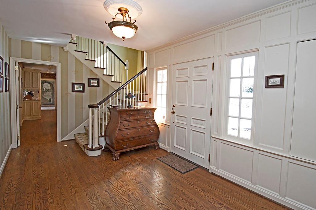 820 Osage Road Pittsburgh, PA 15243 - Photo 2 of 25 Gallery Image 2