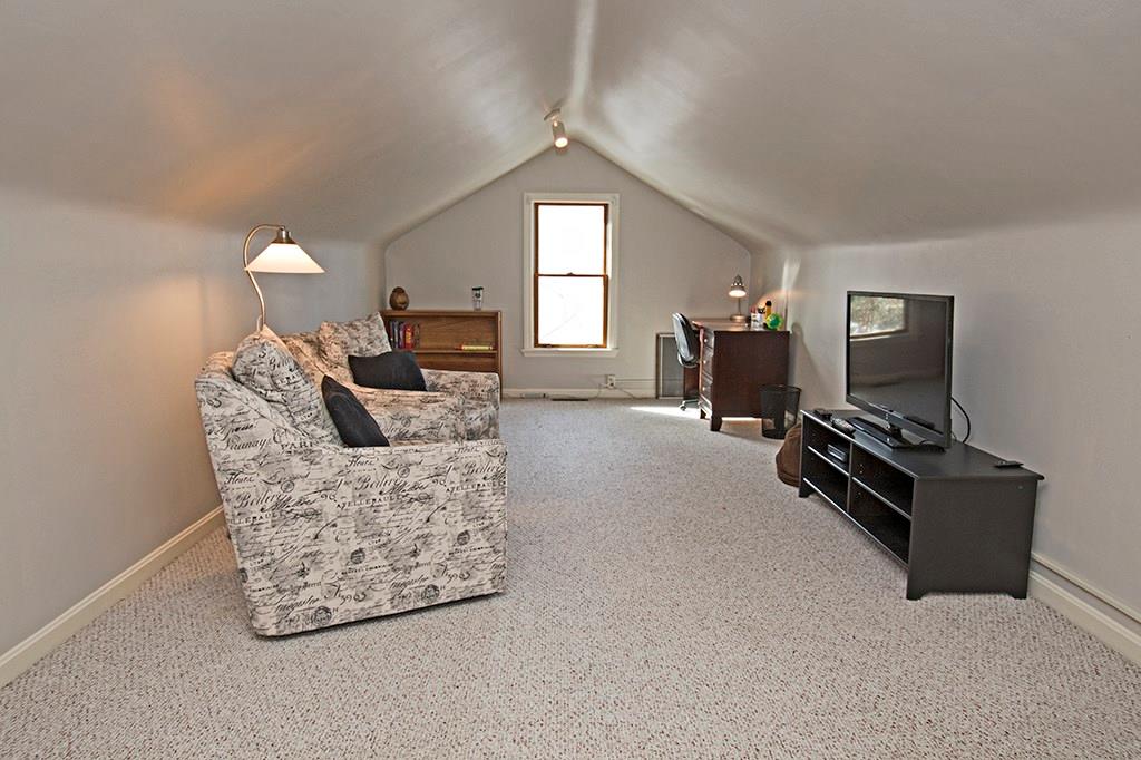 820 Osage Road Pittsburgh, PA 15243 - Photo 18 of 25 Gallery Image 18
