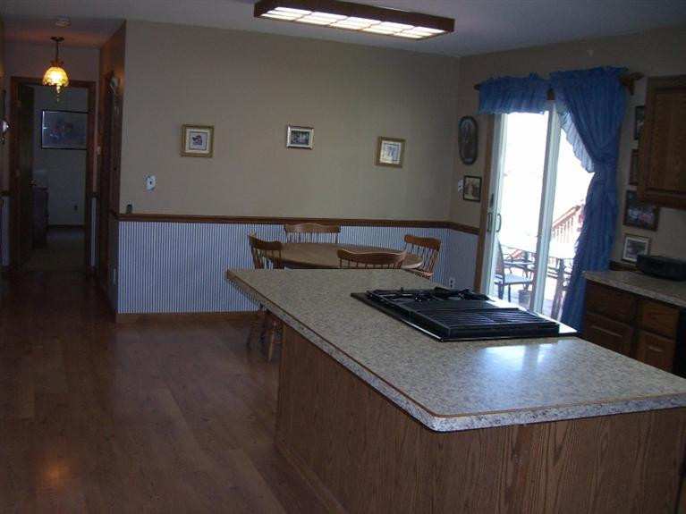 20520 Barton Road Pinckney, MI 48169 - Photo 8 of 17 Photo 8