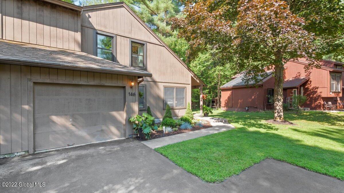 146 Thimbleberry Road Malta, NY 12020 - Photo 29 of 33 31-P1000455