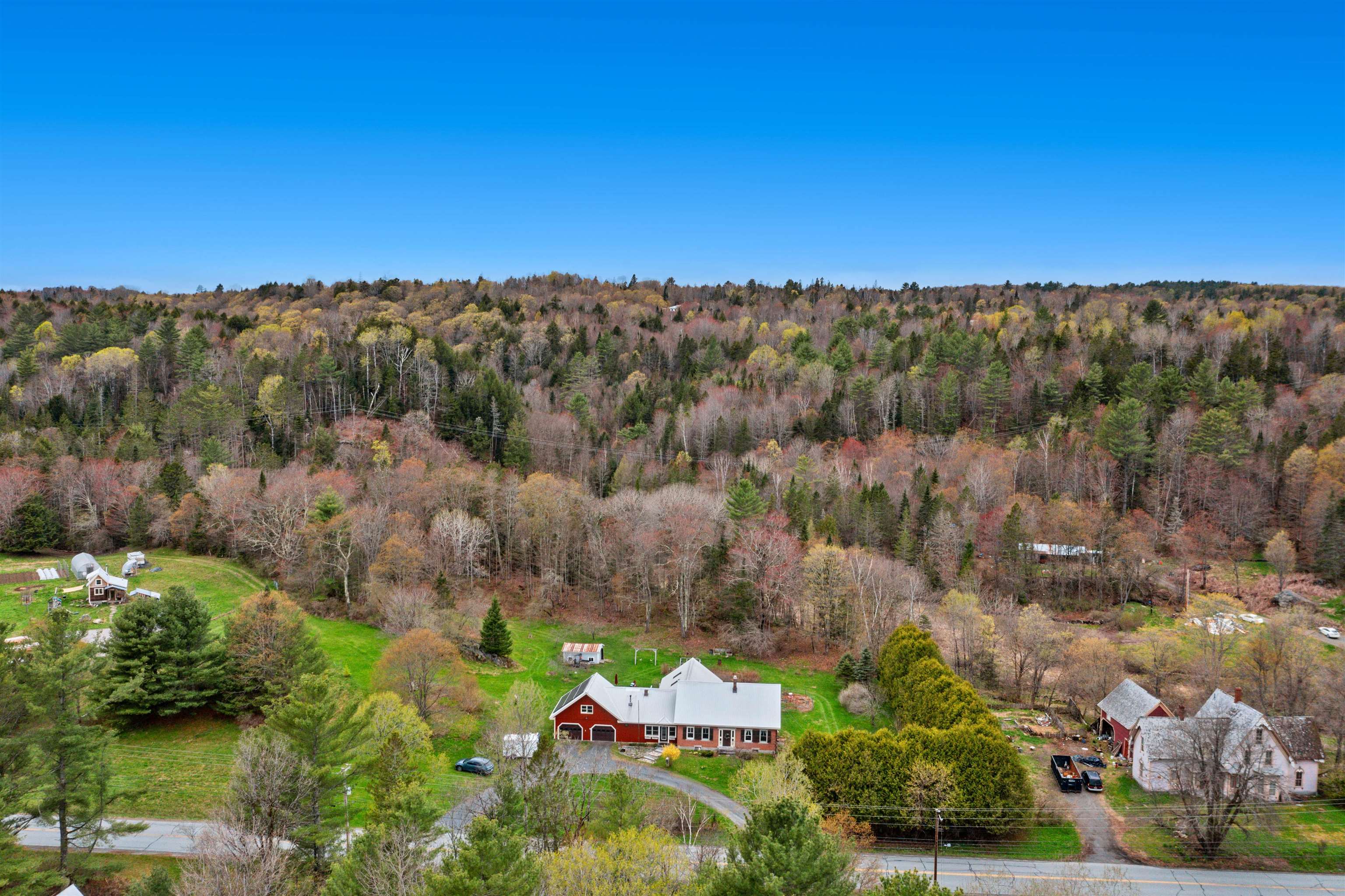 1313 Highway 215 Cabot, VT 05658 - Photo 37 of 38