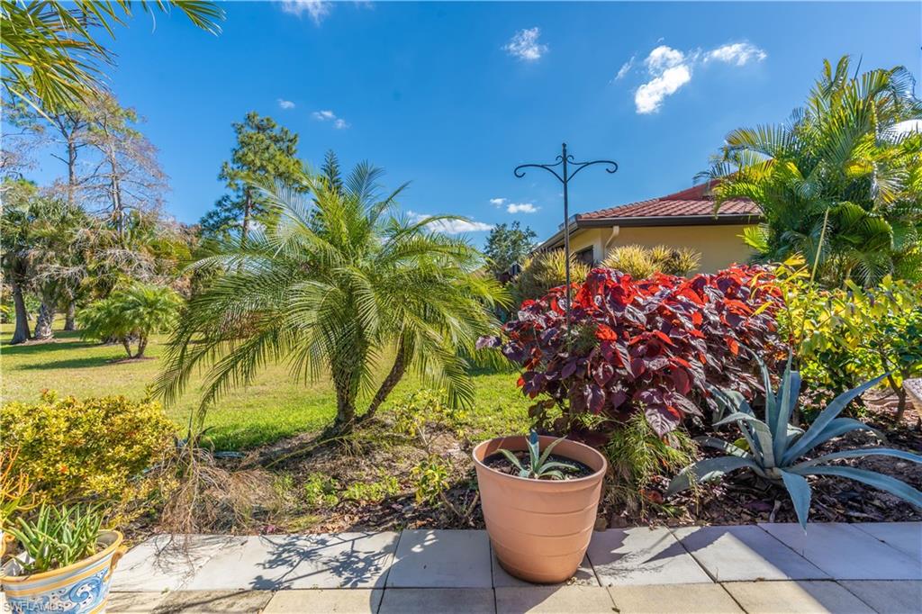 2048 Pine Isle Lane, Unit 2048 Naples, FL 34112 - Photo 35 of 50 a view of a interior in a yard