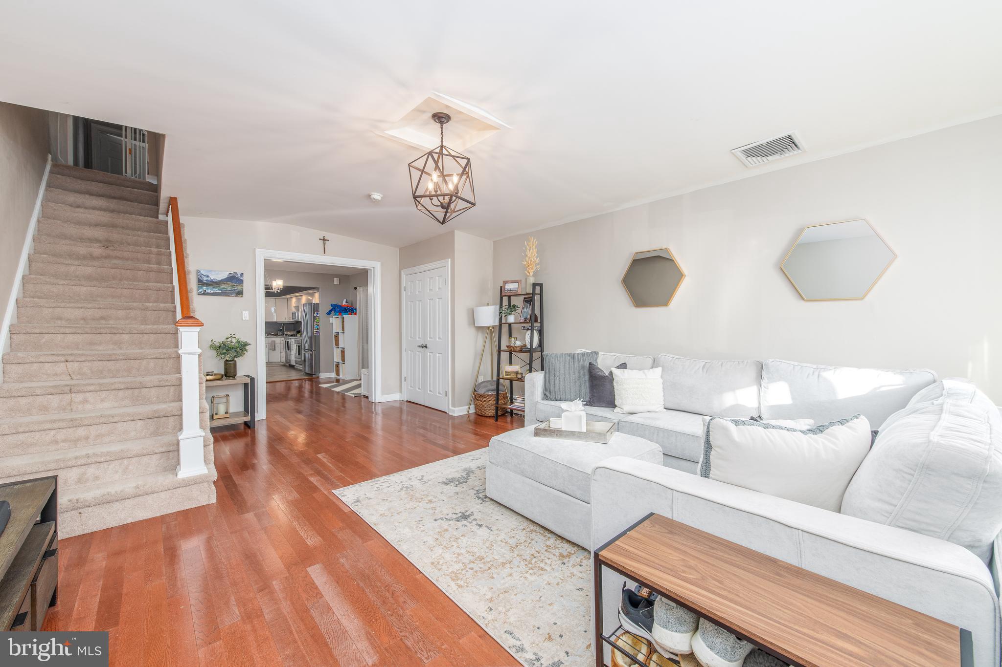 2133 West Ritner Street Philadelphia, PA 19145 - Photo 3 of 35 Gallery Image 3