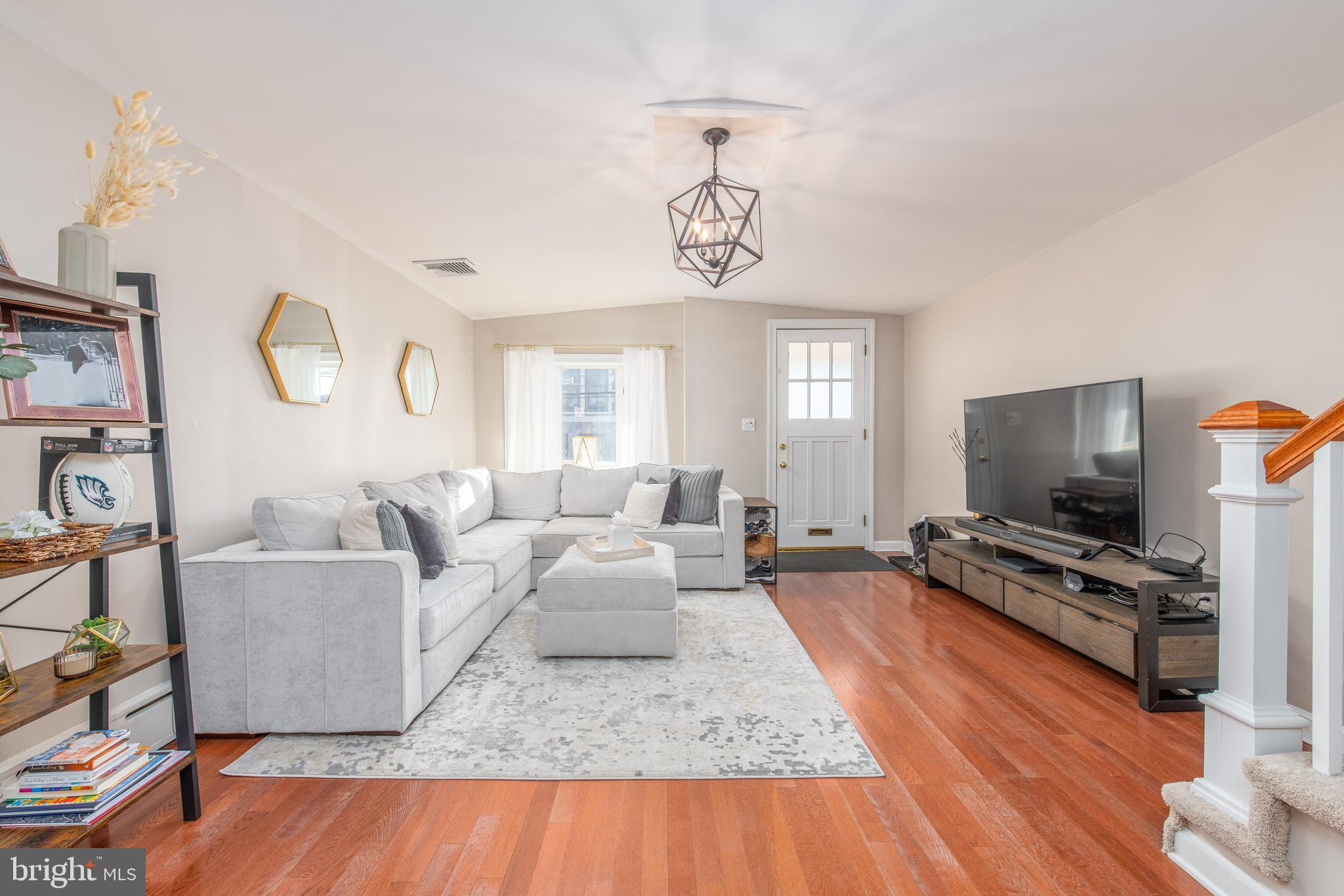 2133 West Ritner Street Philadelphia, PA 19145 - Photo 5 of 35 Gallery Image 5