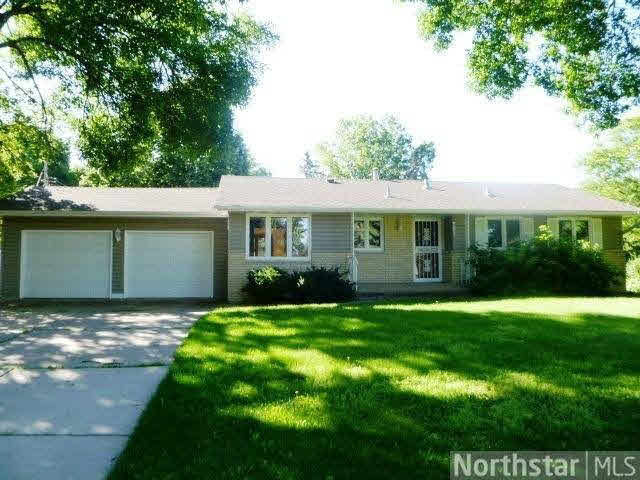 7511 Ridgeway Road Golden Valley, MN 55426 - Photo 1 of 11 Gallery Image 1