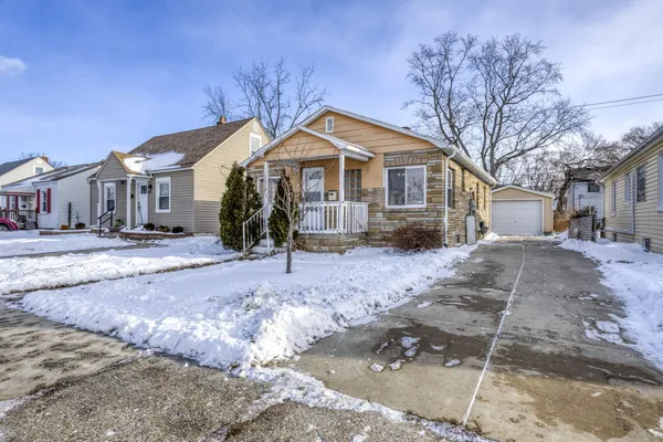 $1,250 | 23328 Battelle Avenue, Hazel Park, MI 48030