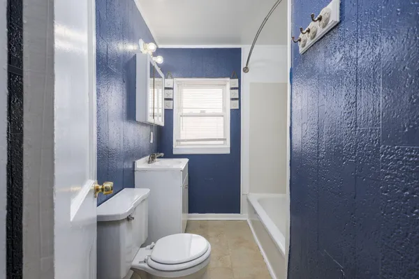 $1,250 | 23328 Battelle Avenue, Hazel Park, MI 48030