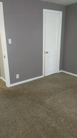 $1,250 | 23328 Battelle Avenue, Hazel Park, MI 48030