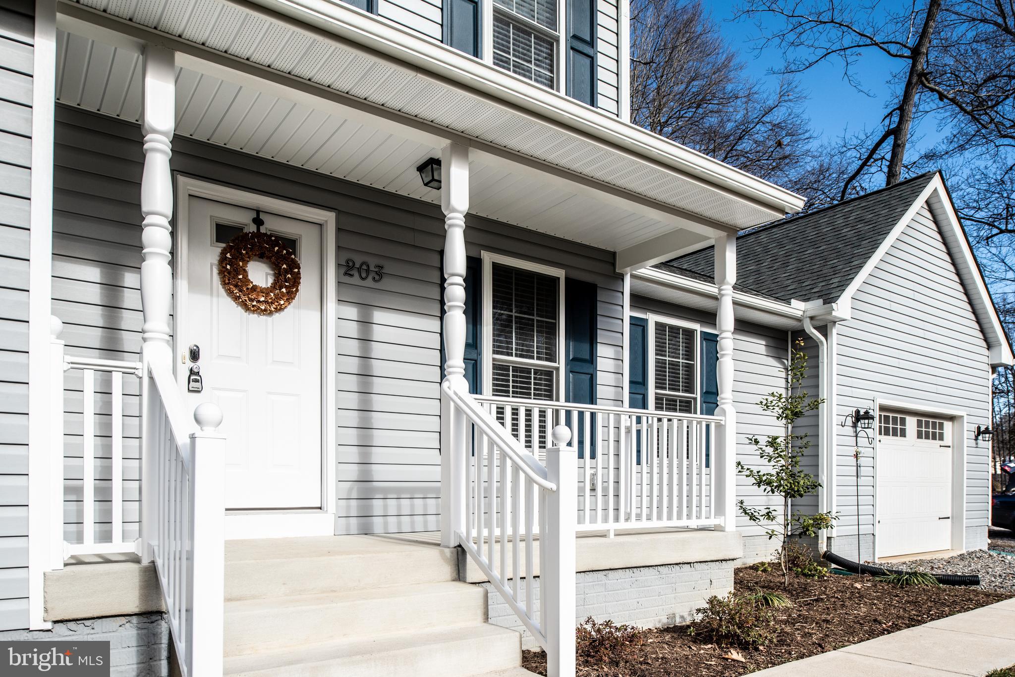 203 Hamilton Drive Ruther Glen, VA 22546 - Photo 3 of 35