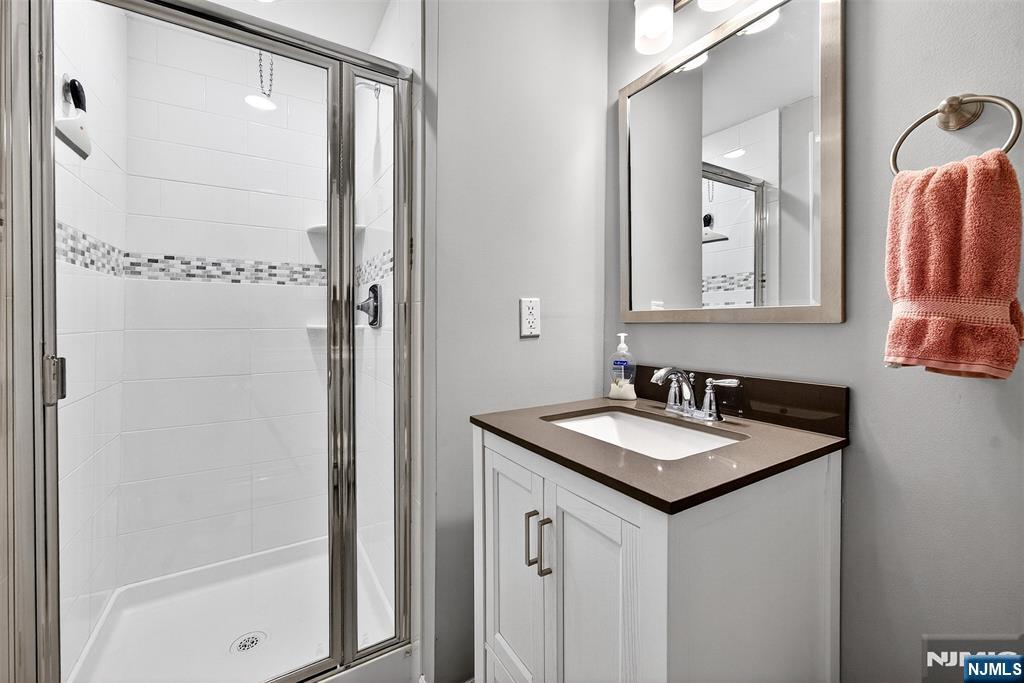 541 Rockaway Valley Road Boonton, NJ 07005 - Photo 25 of 34