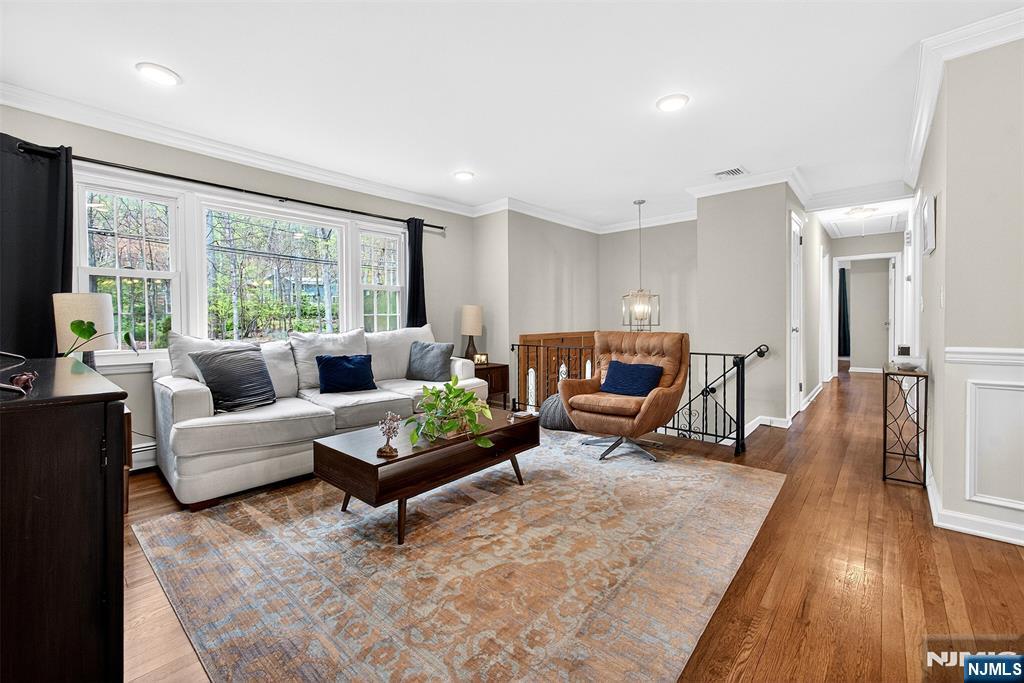 541 Rockaway Valley Road Boonton, NJ 07005 - Photo 6 of 34