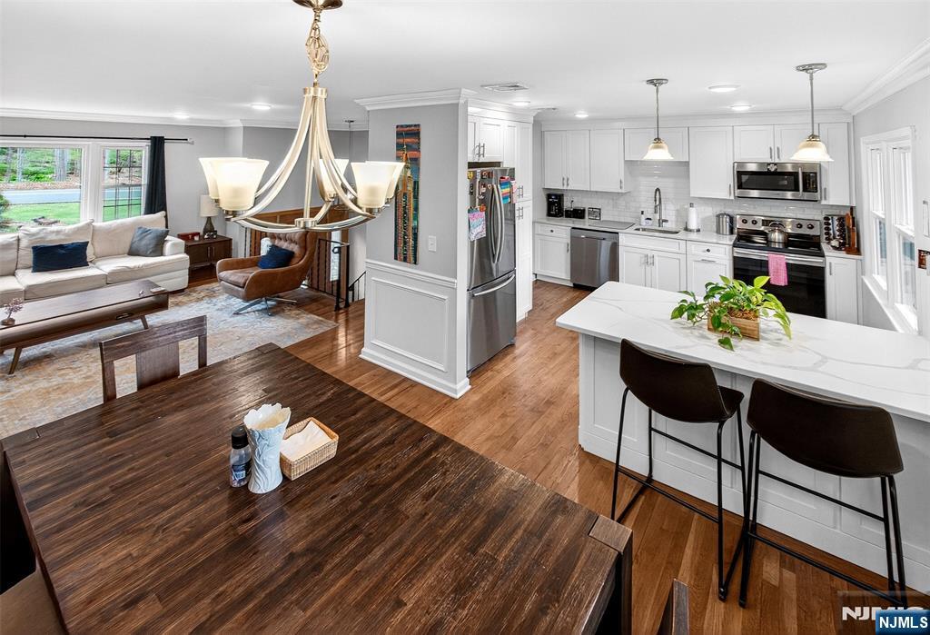 541 Rockaway Valley Road Boonton, NJ 07005 - Photo 9 of 34