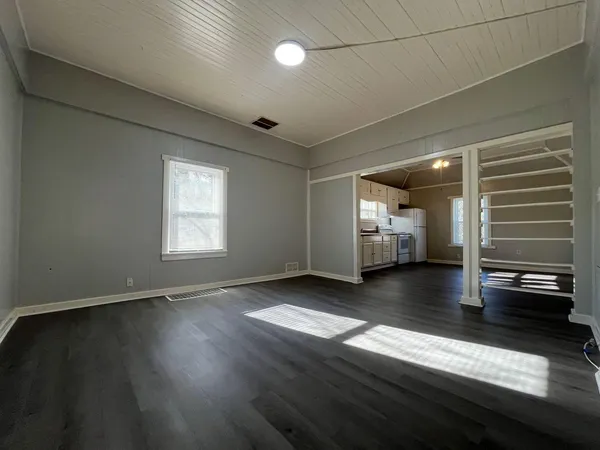 $1,500 | 113 Brake Road, Elliston, VA 24087