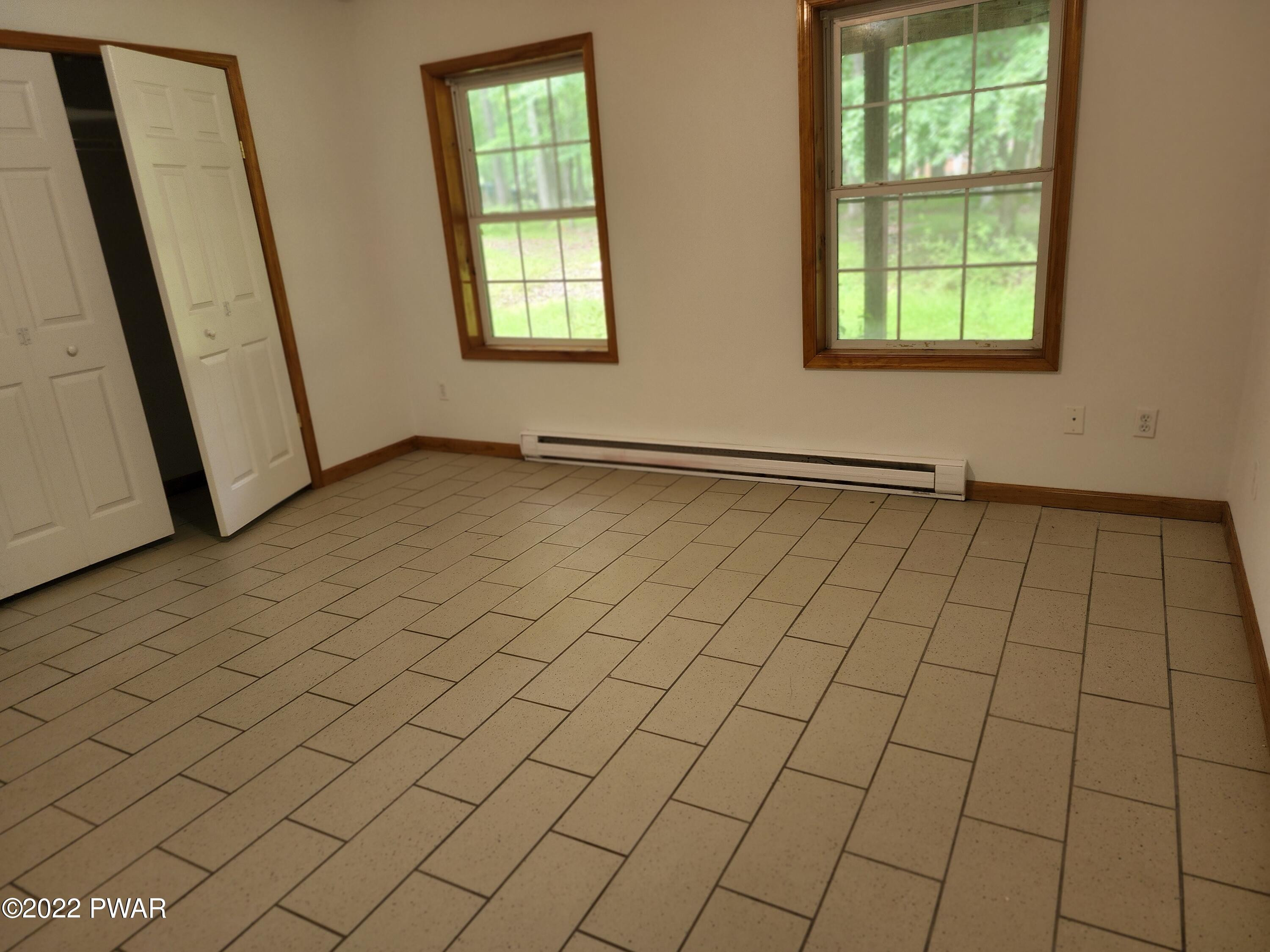 237 Ridge Drive Milford, PA 18337 - Photo 7 of 14