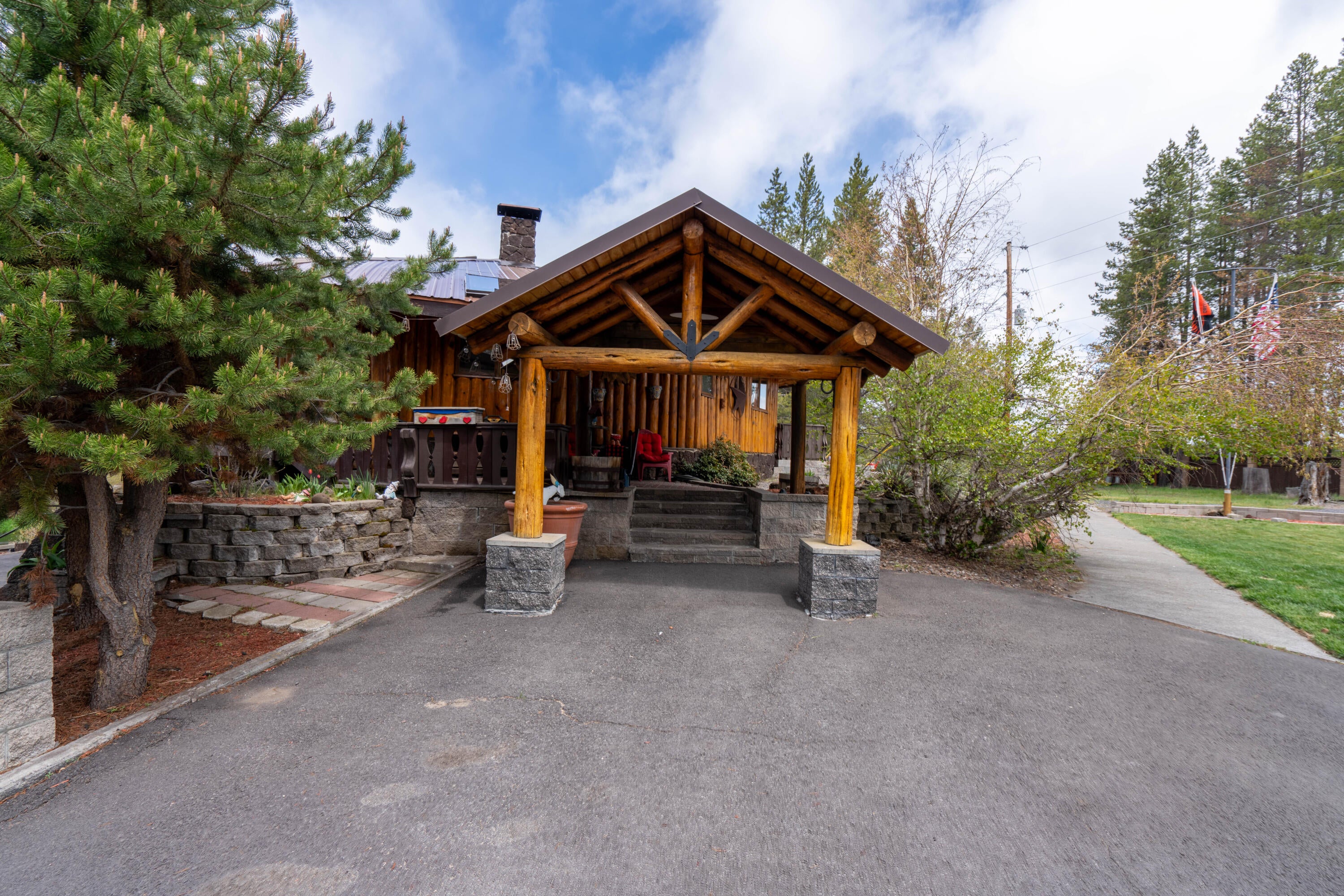 54651 Huntington Road Bend, OR 97707 - Photo 1 of 64 DSC07904-HDR-2