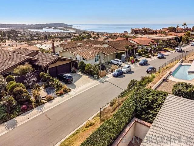 $2,995,000 | 1619 Calle De Primra, La Jolla, CA 92037