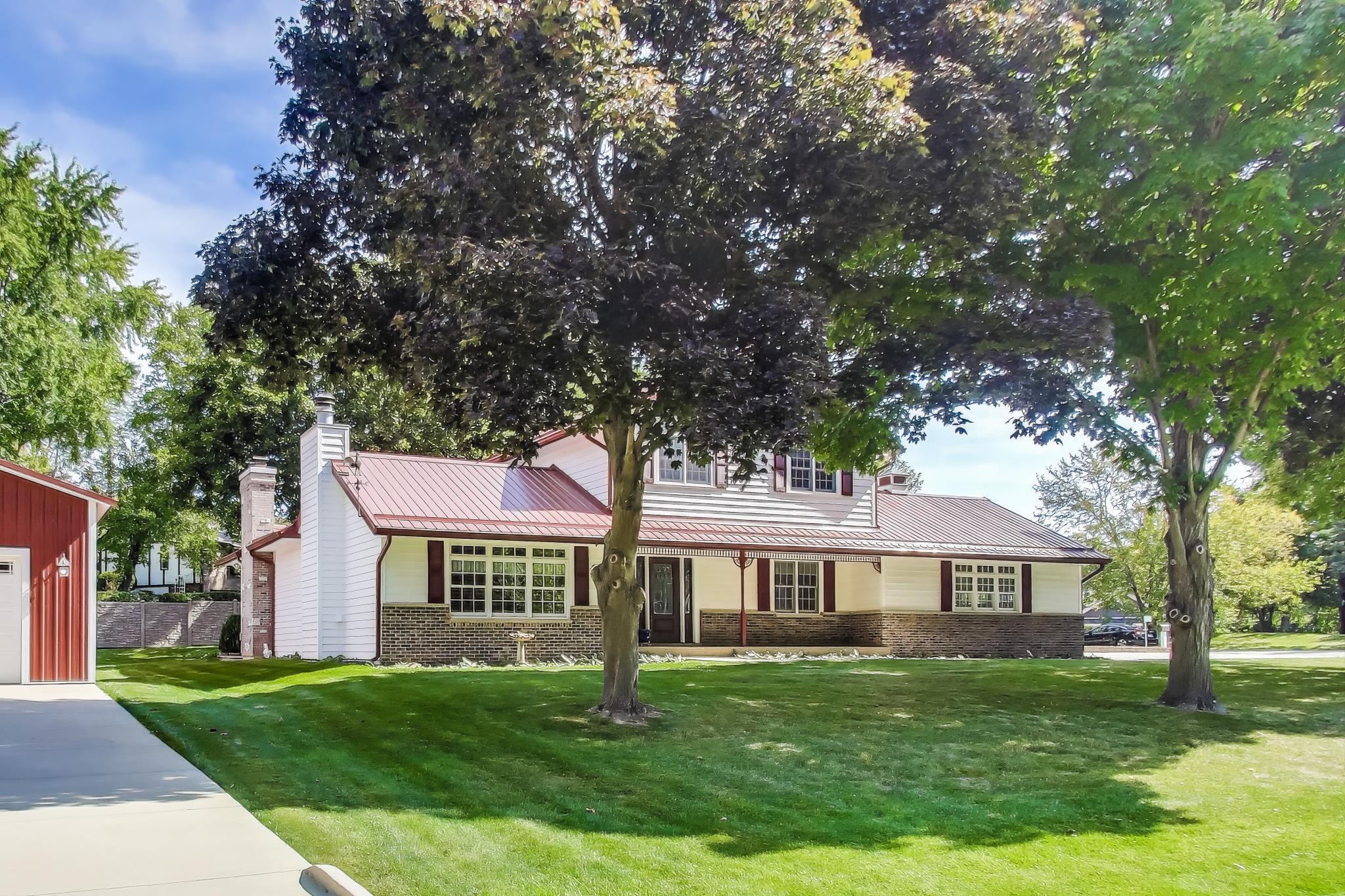 31700 118th Street Randall, WI 53181 - Photo 3 of 45 Front Yardspace