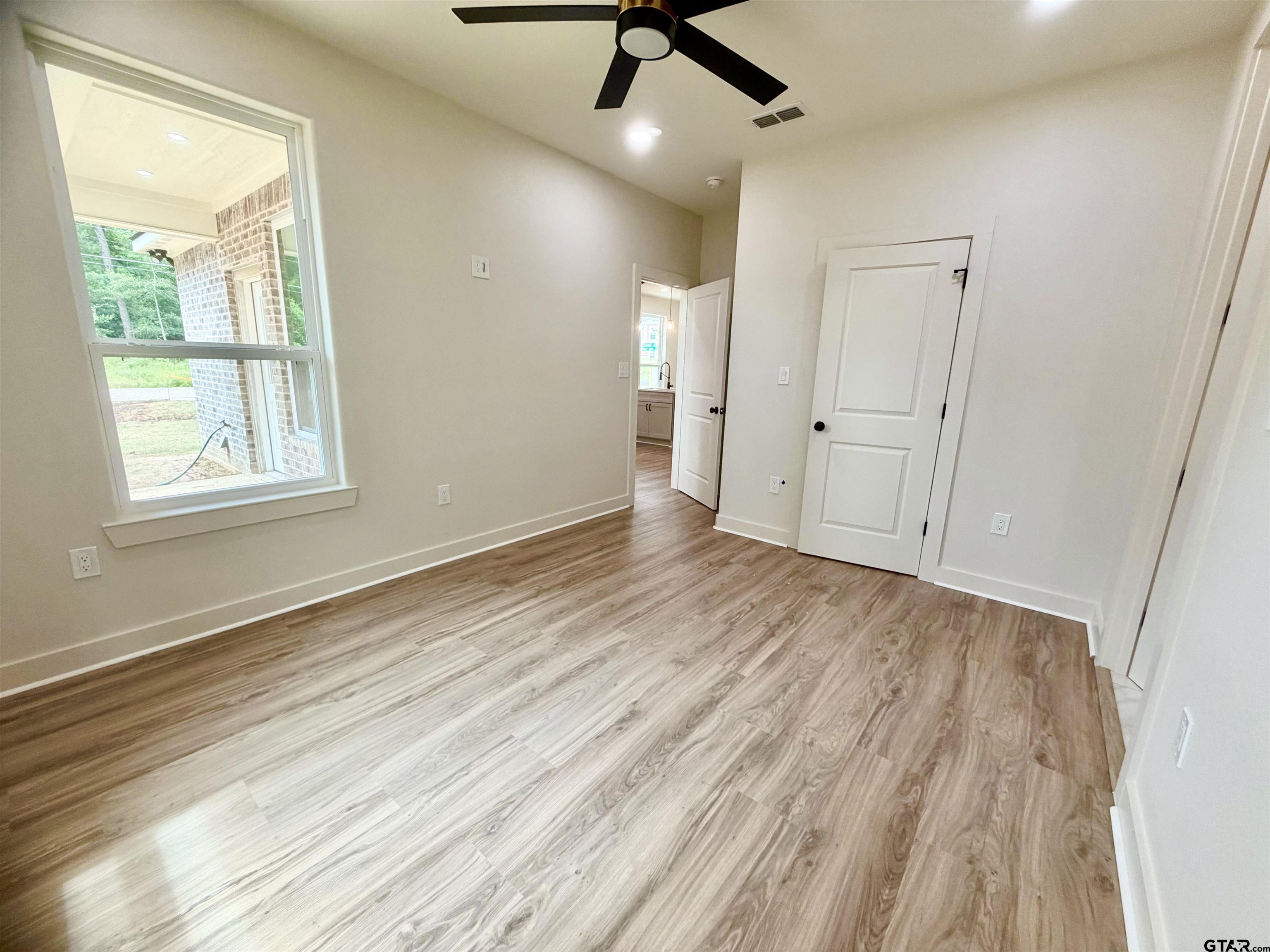 1219 Cherokee Street Longview, TX 75604 - Photo 18 of 29