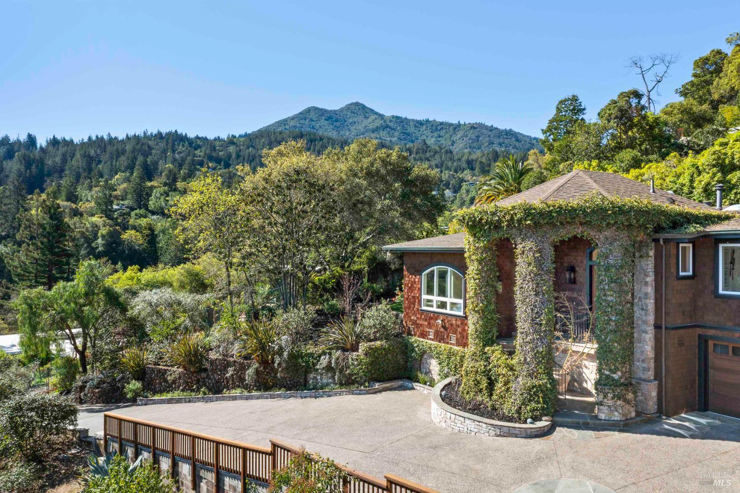 33 Acorn Way Kentfield, CA 94904 - Photo 2 of 58
