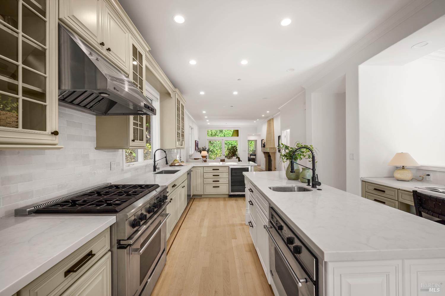 33 Acorn Way Kentfield, CA 94904 - Photo 22 of 58