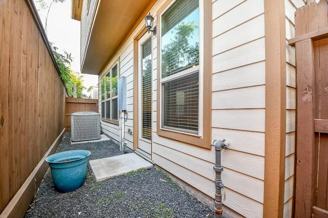 $2,700 | 8622 Cedar Plains Lane, Houston, TX 77080