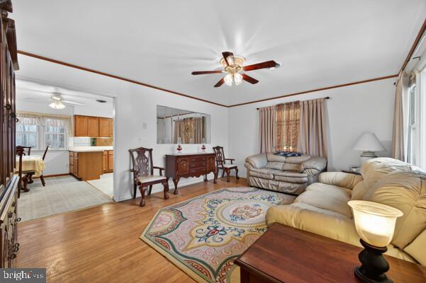 2130 Leon Road Culpeper, VA 22701 - Photo 20 of 47 a living room with furniture and a wooden floor