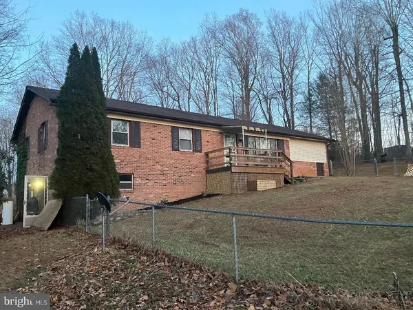 a view of house and outdoor space