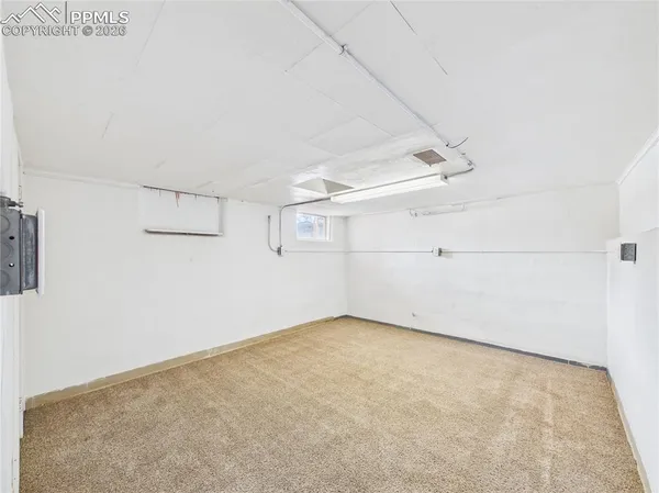 a view of a room with an empty space