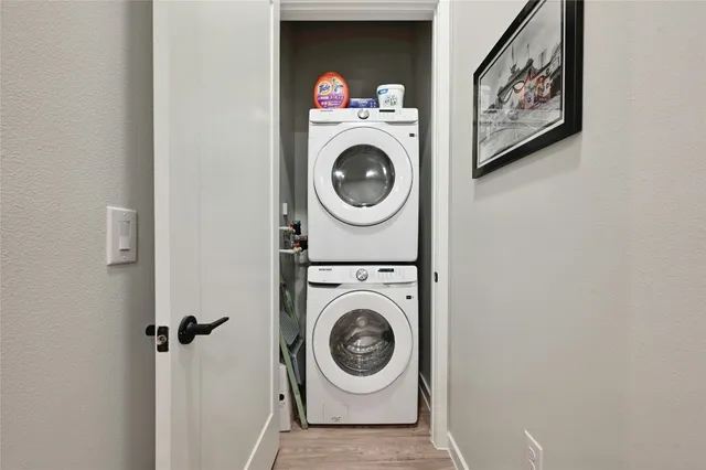 a view of washer and dryer in a utility room
