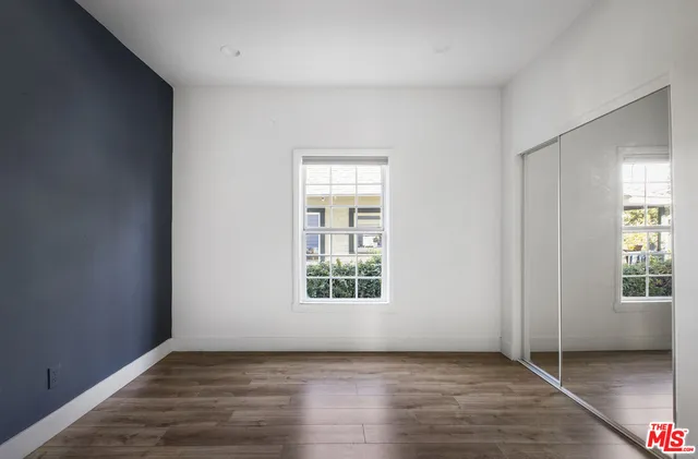 $1,550,000 | 2074 West 29th Street, Los Angeles, CA 90018