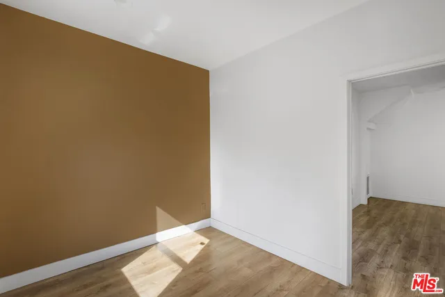 $1,550,000 | 2074 West 29th Street, Los Angeles, CA 90018