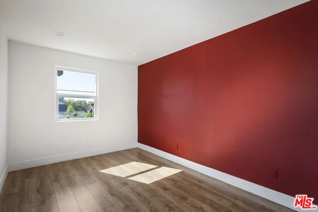 $1,550,000 | 2074 West 29th Street, Los Angeles, CA 90018