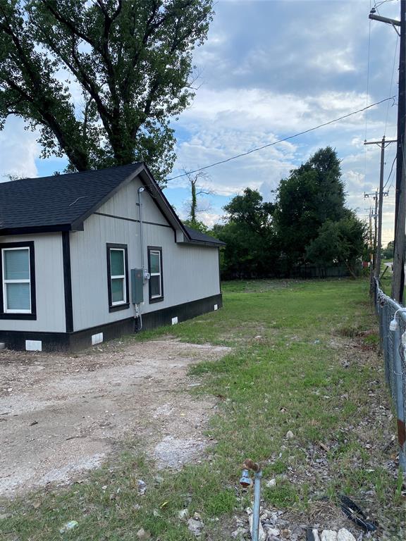 324 Hogan Lane Bellmead, TX 76705 - Photo 33 of 36