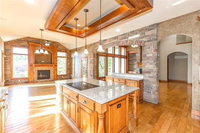 $674,000 | 26650 West 100th Place, Olathe, KS 66061