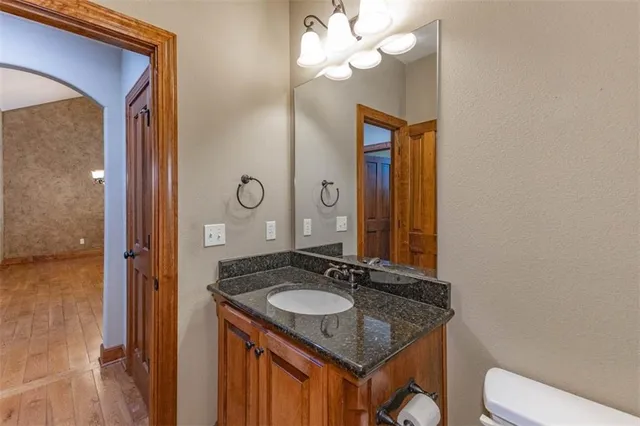 $674,000 | 26650 West 100th Place, Olathe, KS 66061