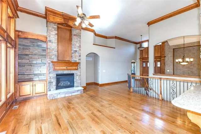 $674,000 | 26650 West 100th Place, Olathe, KS 66061