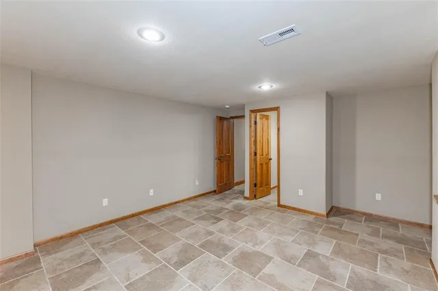 $674,000 | 26650 West 100th Place, Olathe, KS 66061