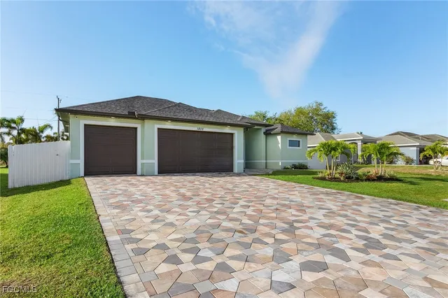 $3,300 | 1802 Southwest 2nd Terrace, Cape Coral, FL 33991